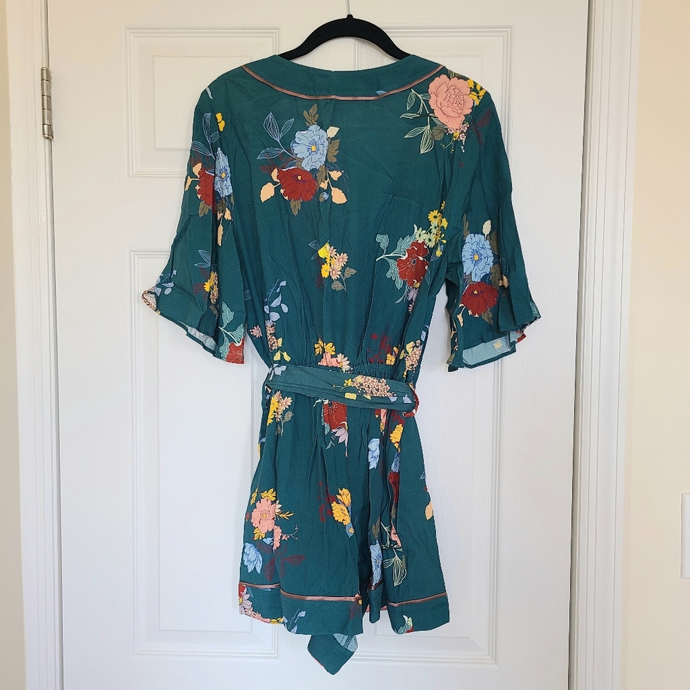 NWT A&F Floral Kimono Romper - Medium - Picture 6 of 6